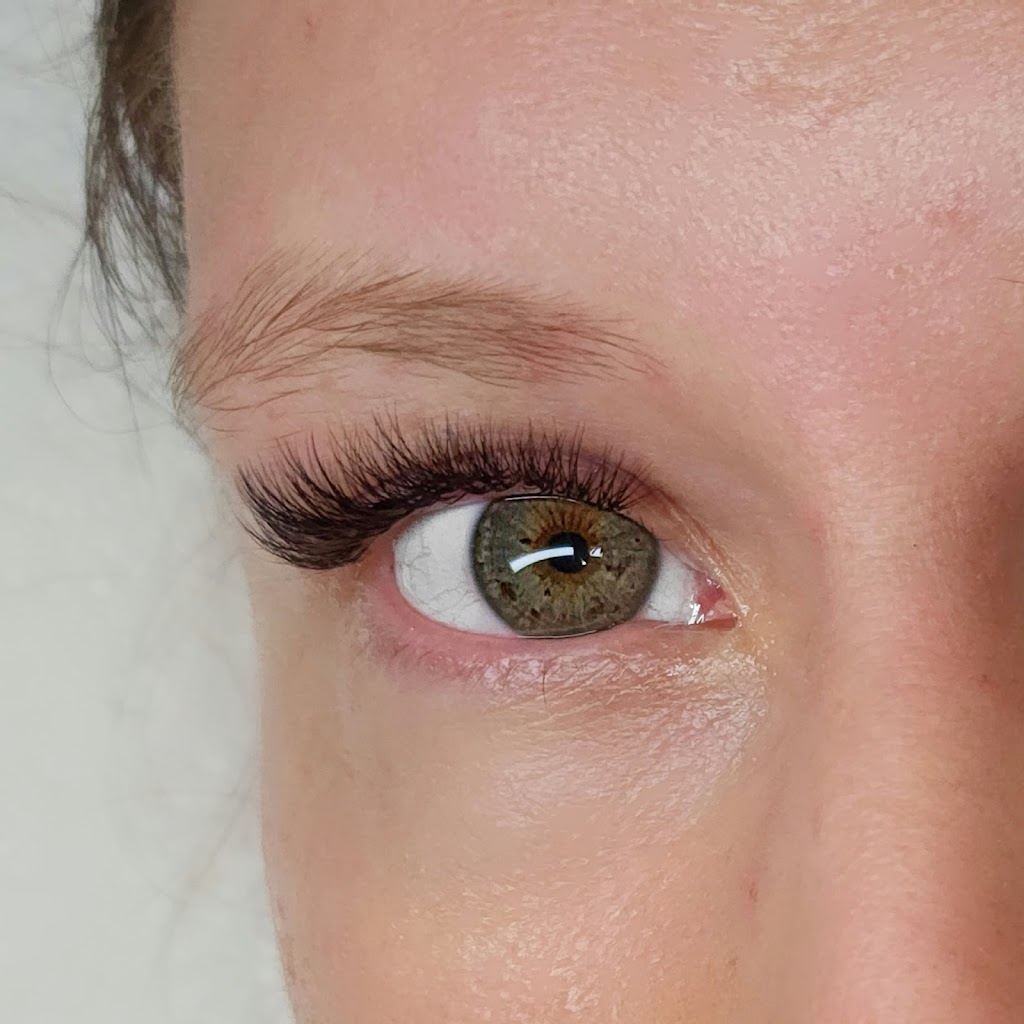 The Hairy Canary Beauty Salon | 20 Lavender Ave, Pakenham VIC 3810, Australia | Phone: 0410 941 381