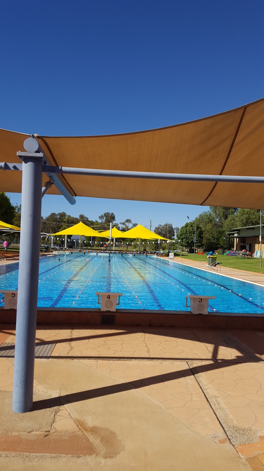 Condobolin Swimming Pool |  | Harding Ave, Condobolin NSW 2877, Australia | 0268952475 OR +61 2 6895 2475