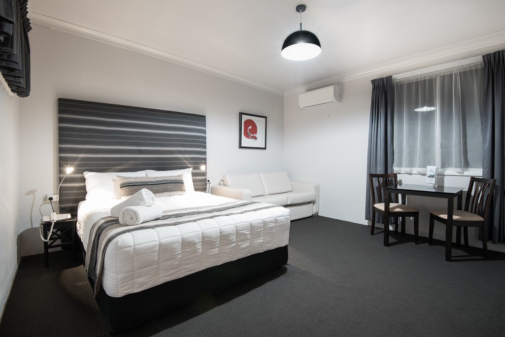 The Esplanade Motel | lodging | 568 The Esplanade, Warners Bay NSW 2282, Australia | 0249489666 OR +61 2 4948 9666