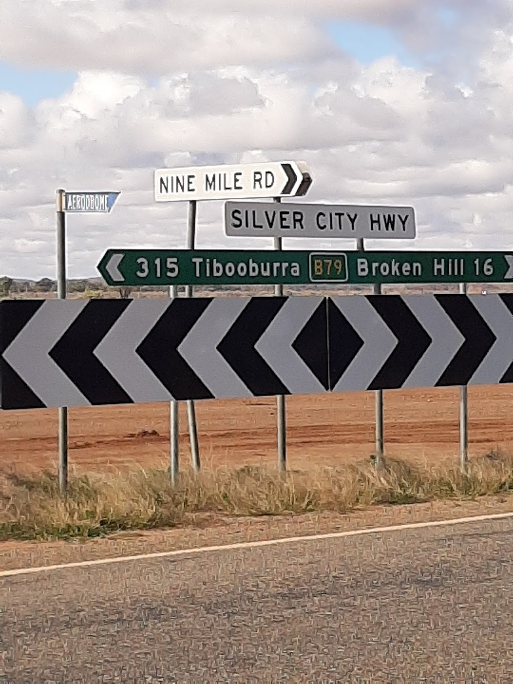Nine Mile Station |  | LOT 14 Nine Mile Rd, Broken Hill NSW 2880, Australia | 80871315 OR +61 80871315