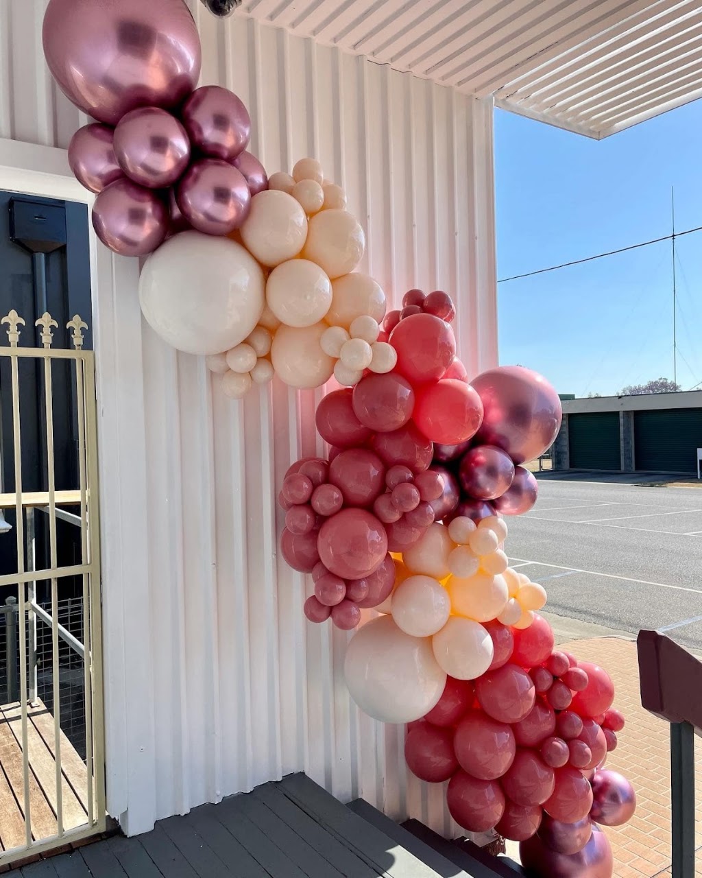 The Balloon Barn | 31 Cressbrook St, Toogoolawah QLD 4313, Australia | Phone: 0420 255 955