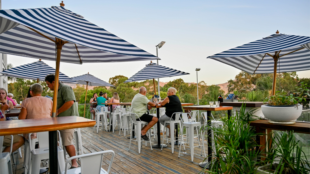 The Pavilion Lake Hume Restaurant & Bar | 1 Ray Welsh Dr, Lake Hume Village NSW 2640, Australia | Phone: (02) 6026 4444
