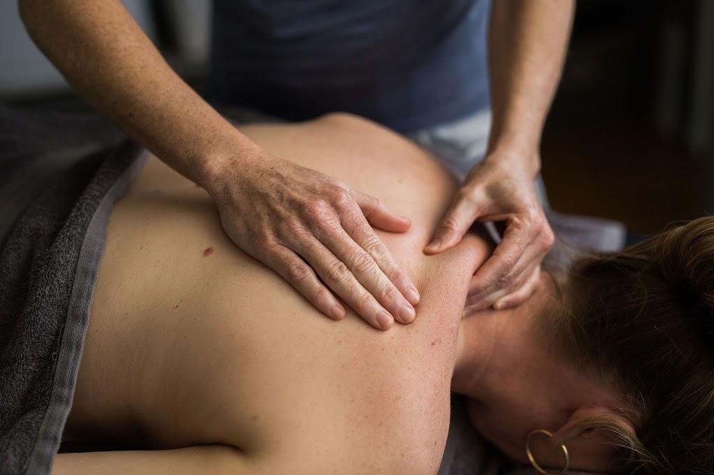 Amanda Fincham - Remedial Massage in Eumundi | 2 Cash Rd, Eumundi QLD 4562, Australia | Phone: 0407 909 208