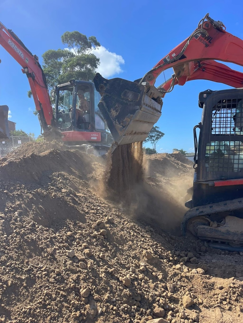 Kofi Earthworx | 1 Acacia circuit, Dalmeny NSW 2546, Australia | Phone: 0435 770 842