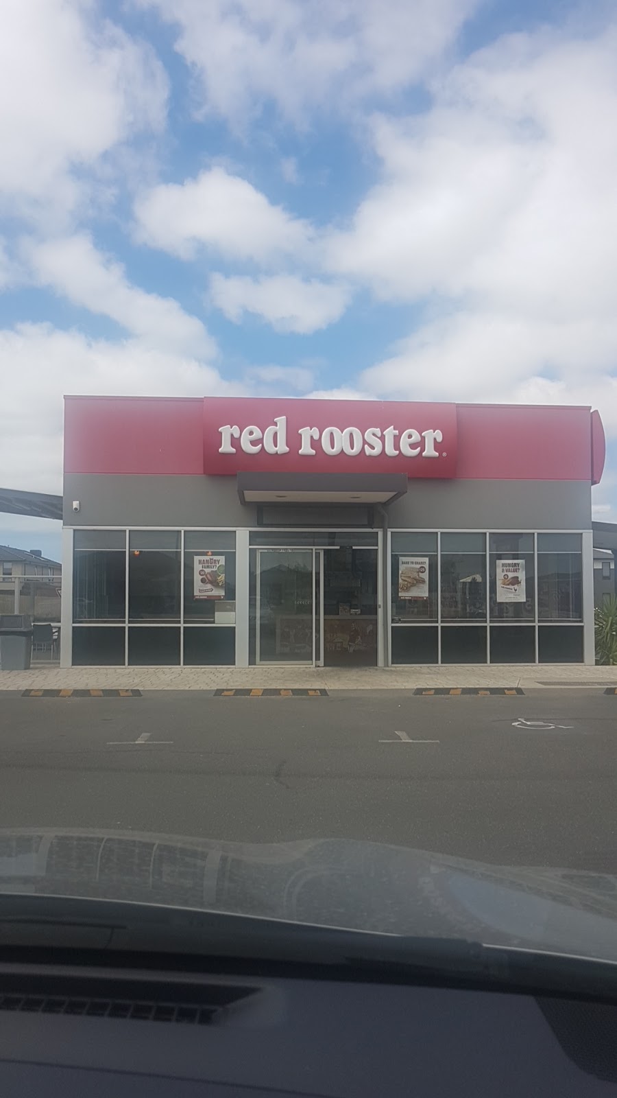 Red Rooster | restaurant | Sayers Rd & Forsyth Rd, Williams Landing VIC 3027, Australia | 0383603945 OR +61 3 8360 3945