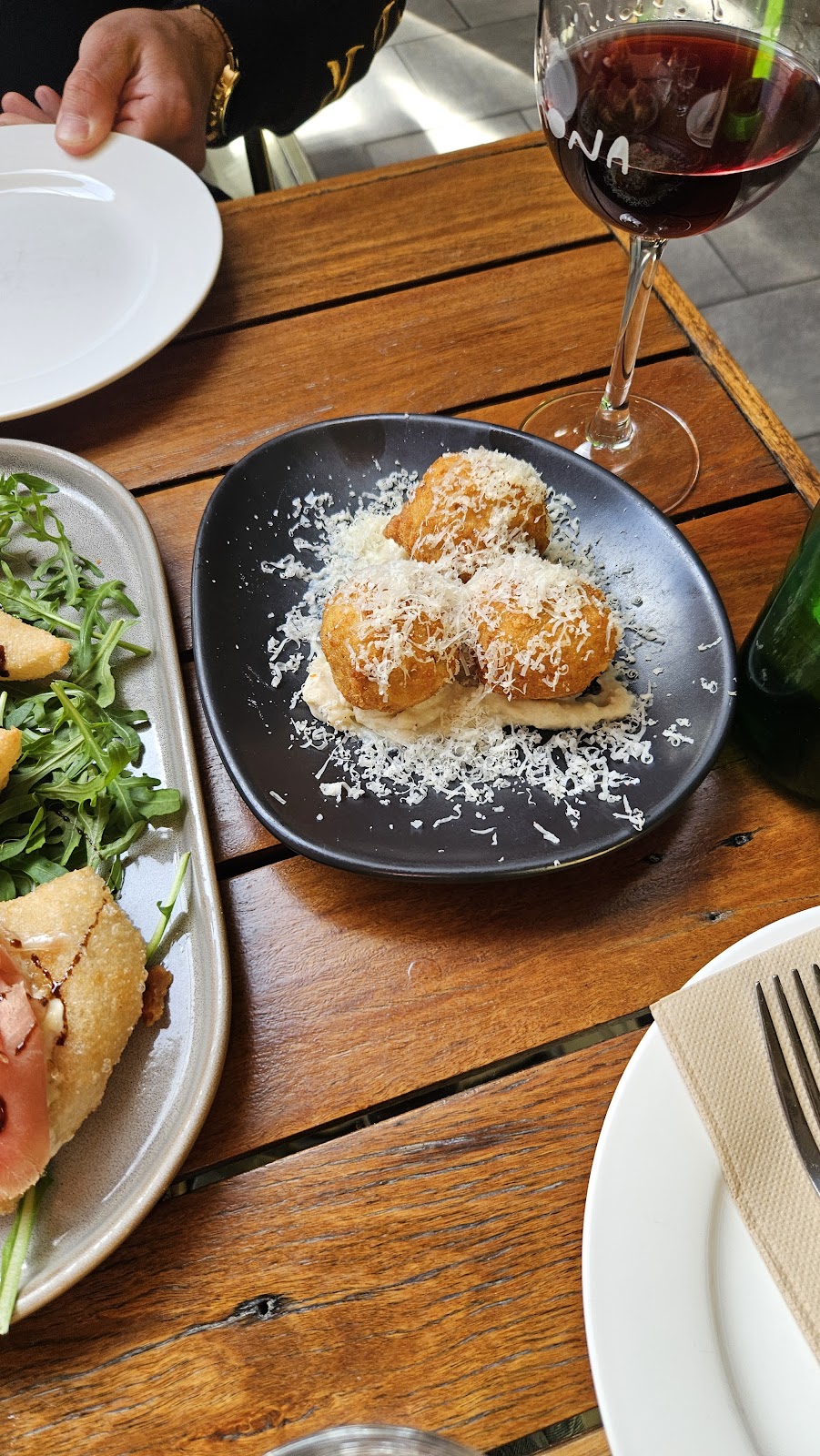 Mona Cicchetti Bar | 420 Wallington Rd, Wallington VIC 3222, Australia | Phone: 0493 877 548