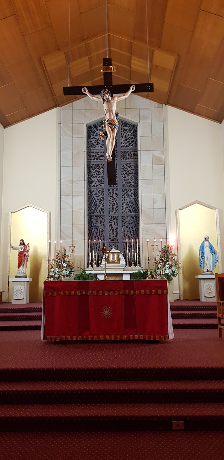 St Jerome Catholic Church | church | 2 Turner St, Punchbowl NSW 2196, Australia | 0297093223 OR +61 2 9709 3223
