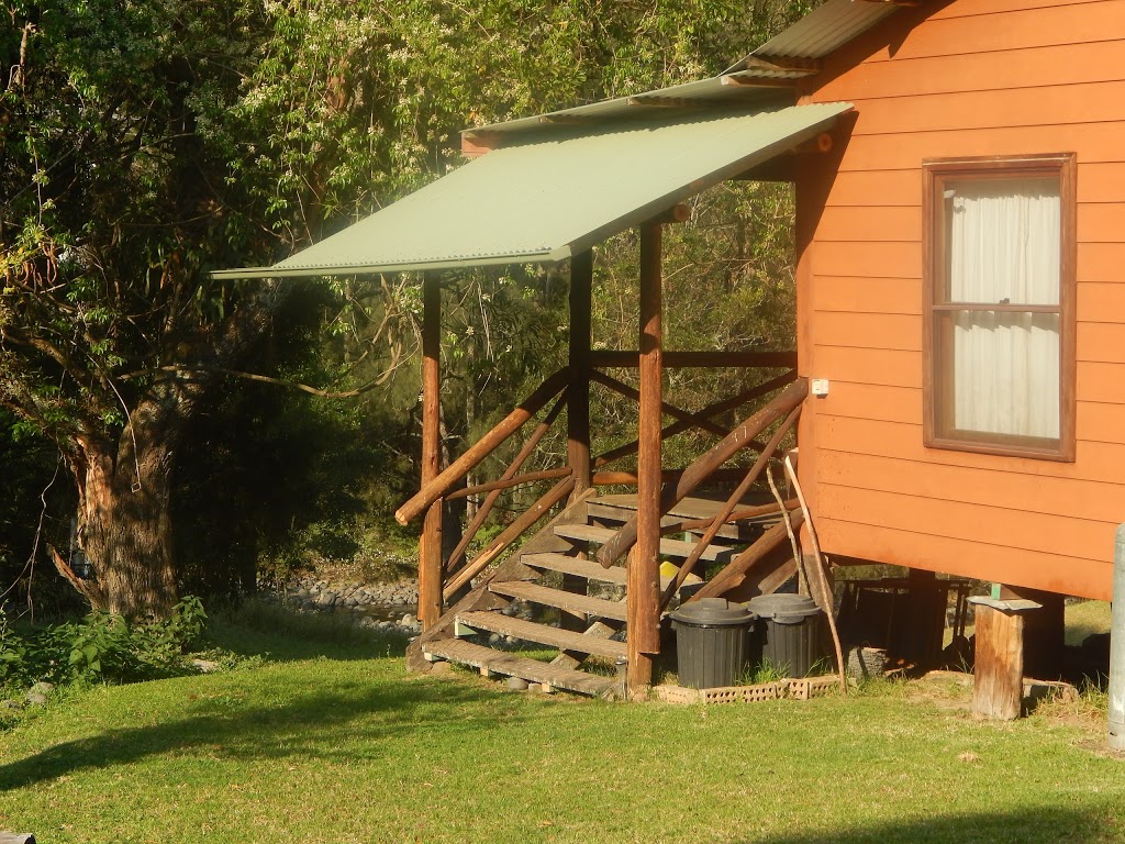 The Allyn Riverside Cabins | 3486 Allyn River Rd, Upper Allyn NSW 2311, Australia | Phone: (02) 4982 5051