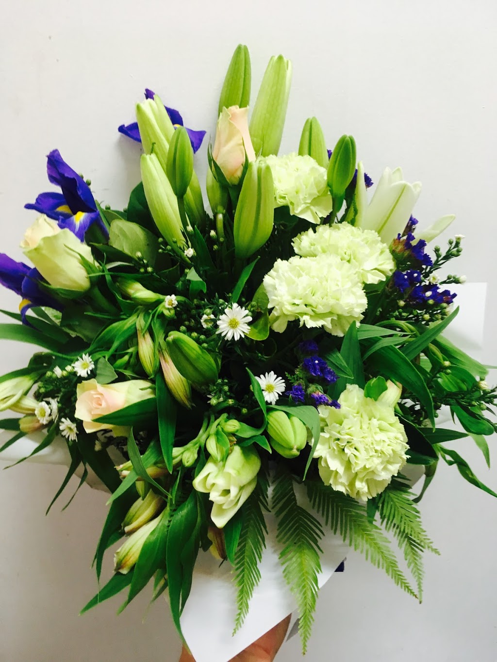 Taree flowers & Gifts | florist | Shop 20/153-157 Victoria St, Taree NSW 2430, Australia | 0265567461 OR +61 2 6556 7461