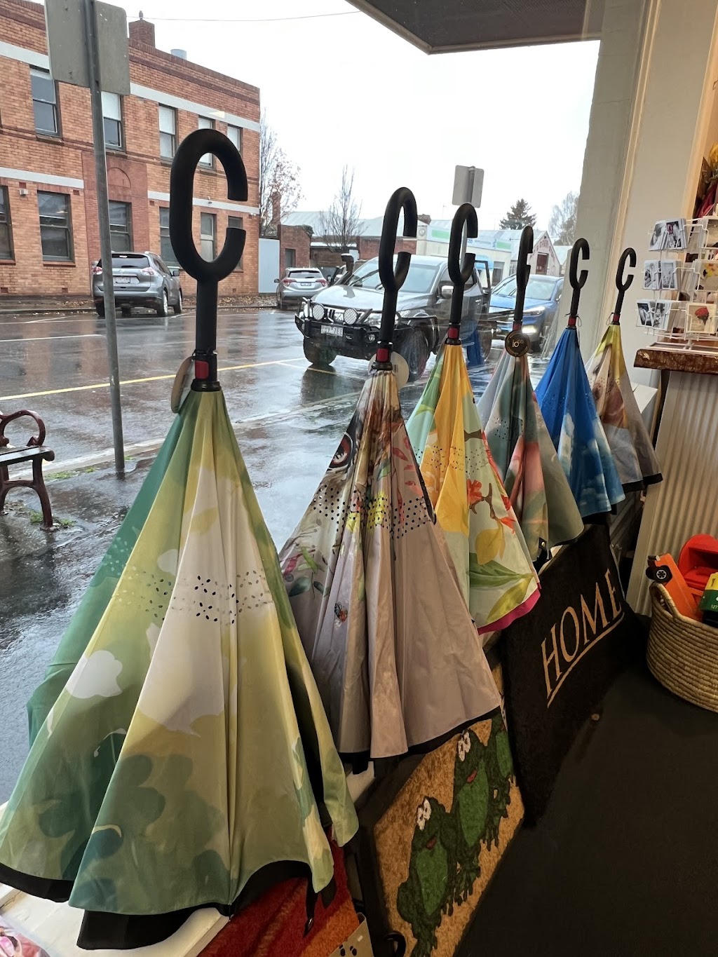 The Corner Gift Store | 96 Mollison St, Kyneton VIC 3444, Australia | Phone: (03) 5423 2473