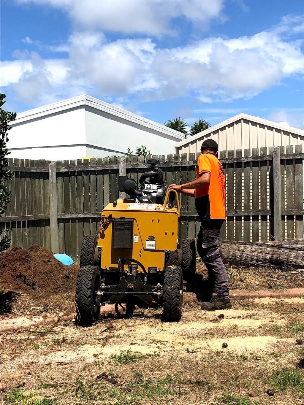 Bundy & Bargara Tree Service | general contractor | 25 Faggs Rd, Gooburrum QLD 4670, Australia | 0437659528 OR +61 437 659 528