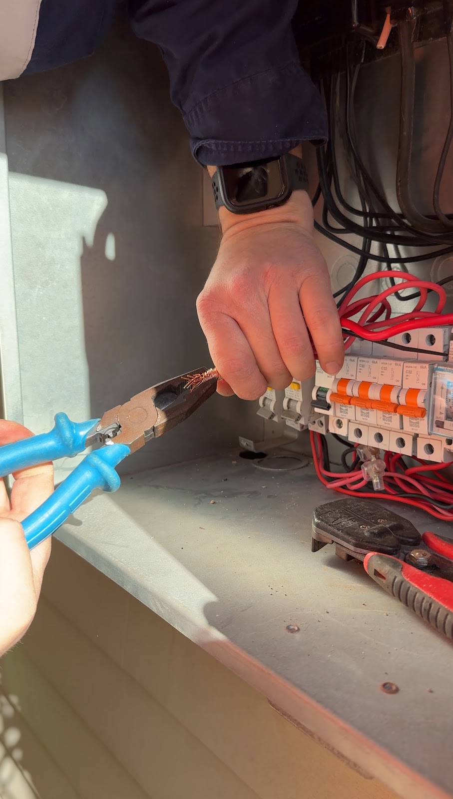 3 Point Electrical | 5 Peach Rd, Black Hill NSW 2322, Australia | Phone: 0468 002 076
