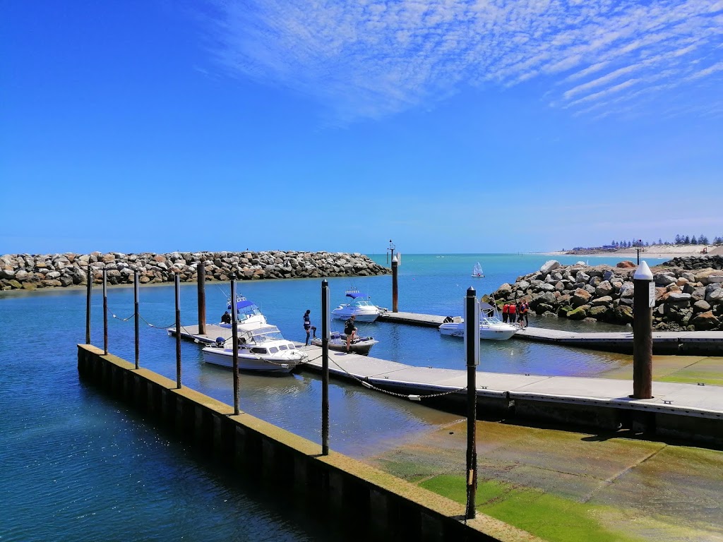 West Beach Boat Ramp | tourist attraction | Barcoo Rd, West Beach SA 5024, Australia | 0883557360 OR +61 8 8355 7360