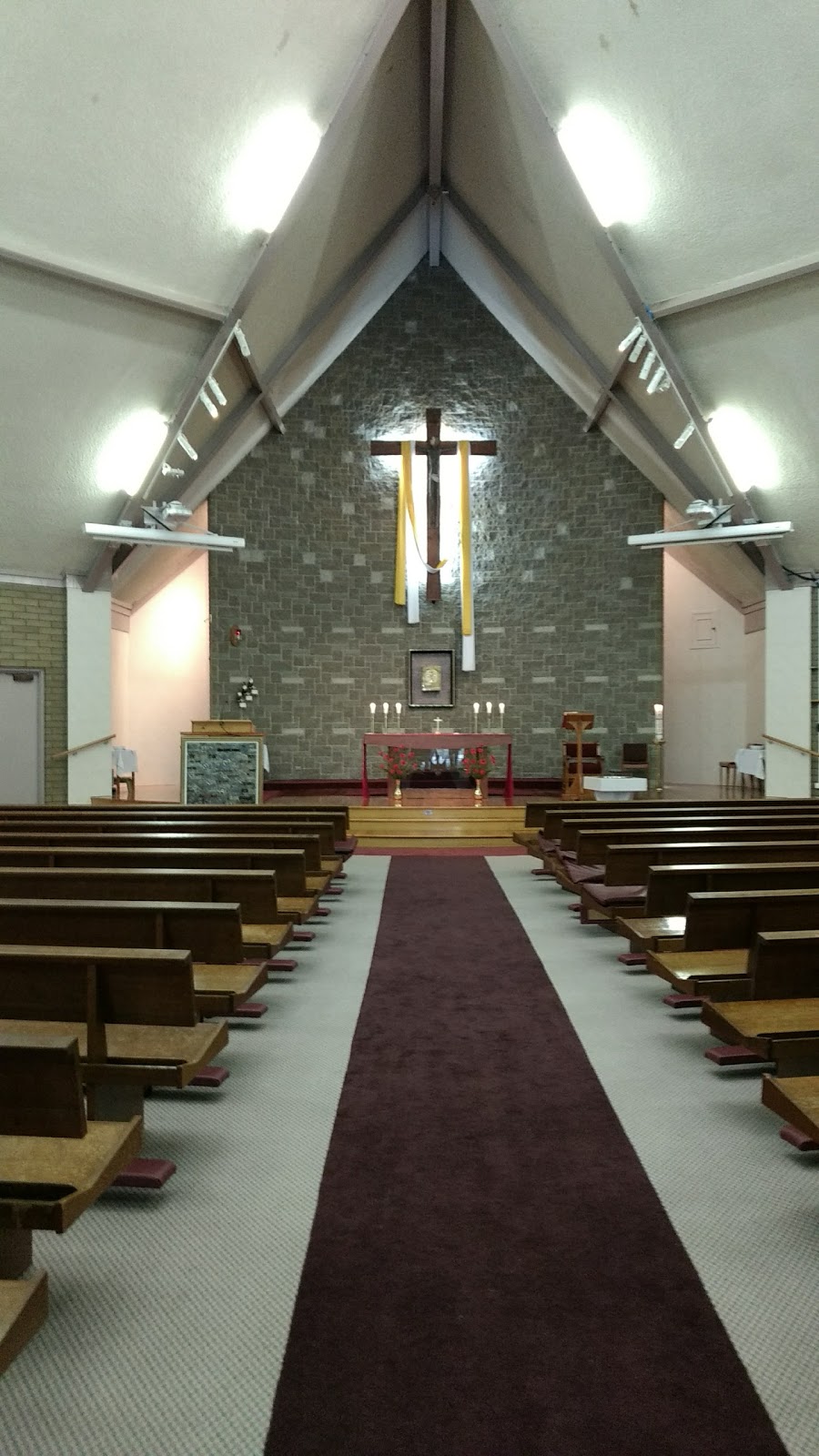 St Agnes Catholic Church | Spring Rd & Locinda St, Highett VIC 3190, Australia | Phone: (03) 9532 1794