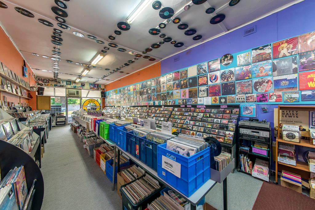 ROCKTHERAPY RECORDS | electronics store | 536 Goodwood Rd, Daw Park SA 5041, Australia | 0883575363 OR +61 8 8357 5363