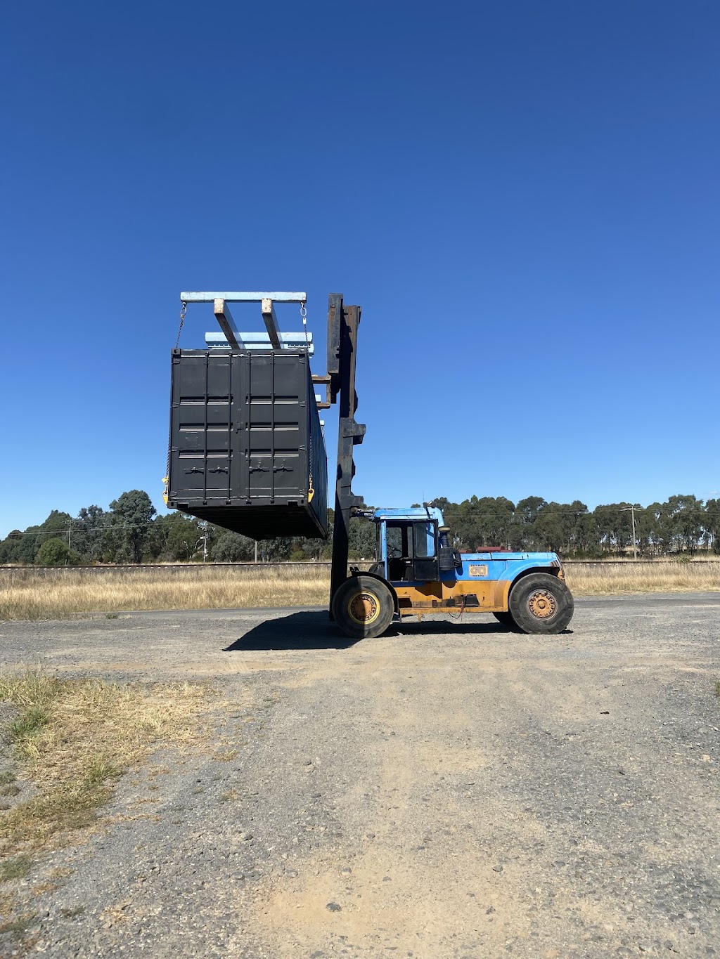 Murray Bulk Transport | 16 Depot Rd, Bowser VIC 3678, Australia | Phone: 0418 693 852