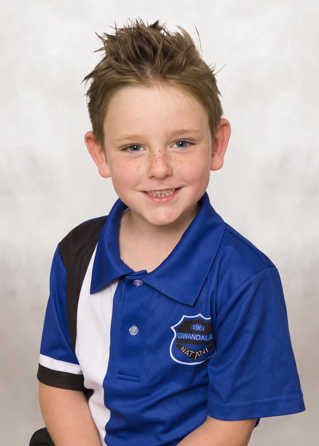 Unique School Photography | 113 Yeramba Rd, Summerland Point NSW 2259, Australia | Phone: 0426 061 855