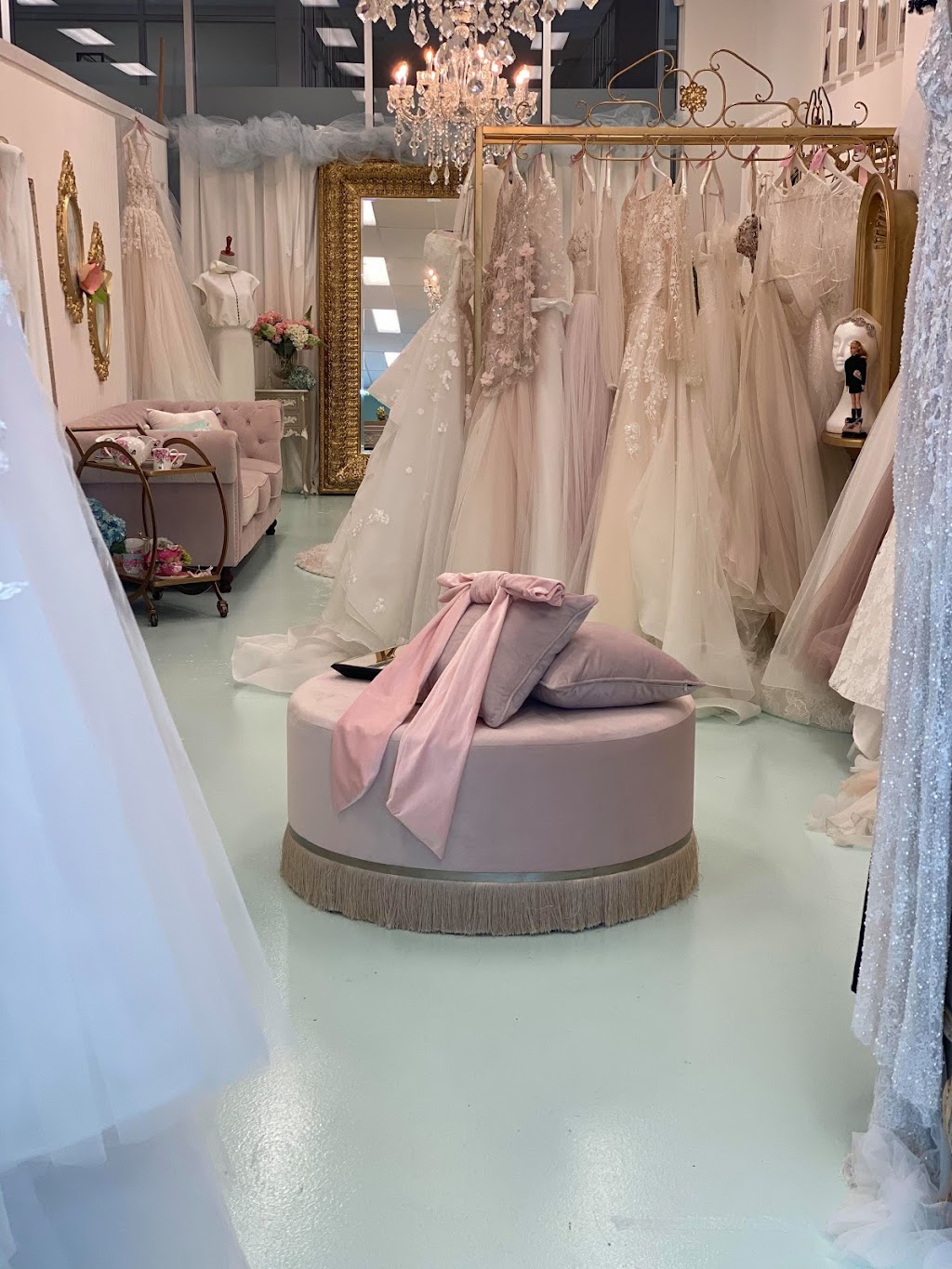 Oh Hello Bride | clothing store | 414 Sandgate Rd, Albion QLD 4010, Australia | 0491758621 OR +61 491 758 621