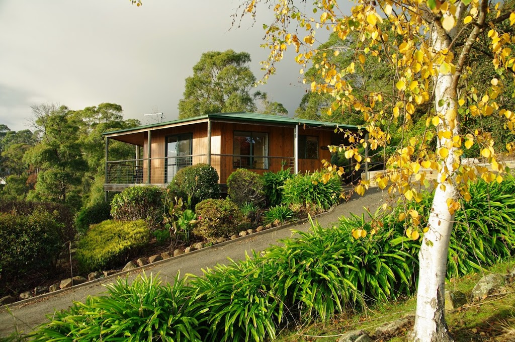 Viewenmore villa | 321 Rosevears Dr, Rosevears TAS 7277, Australia | Phone: 0428 914 059
