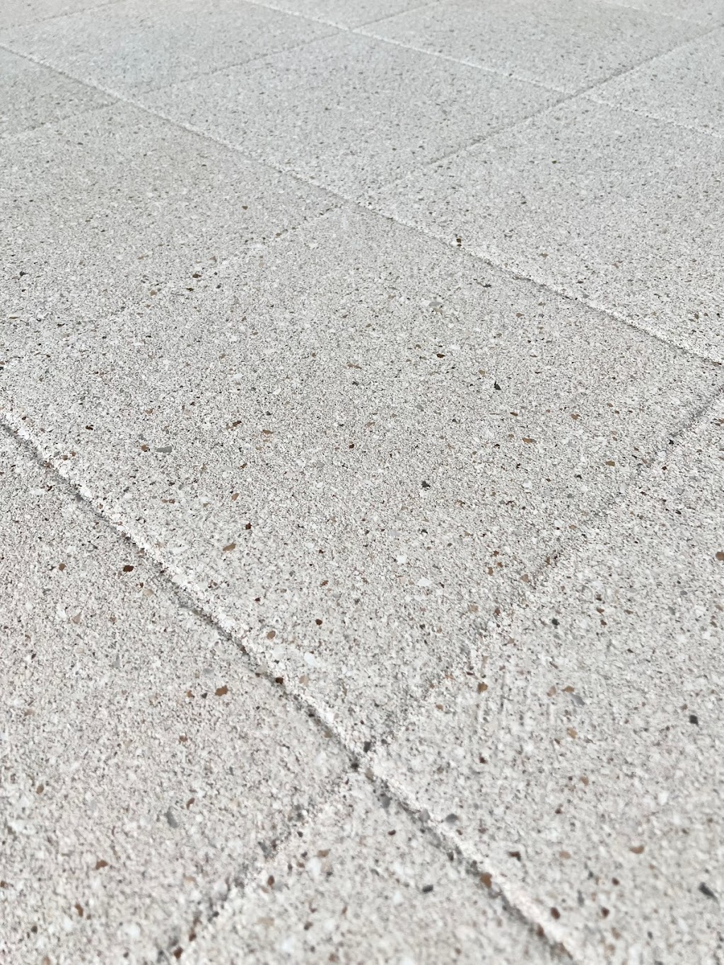 Epoxy Flooring Co Gold Coast | 16 Regent La, Hope Island QLD 4212, Australia | Phone: 0438 333 326