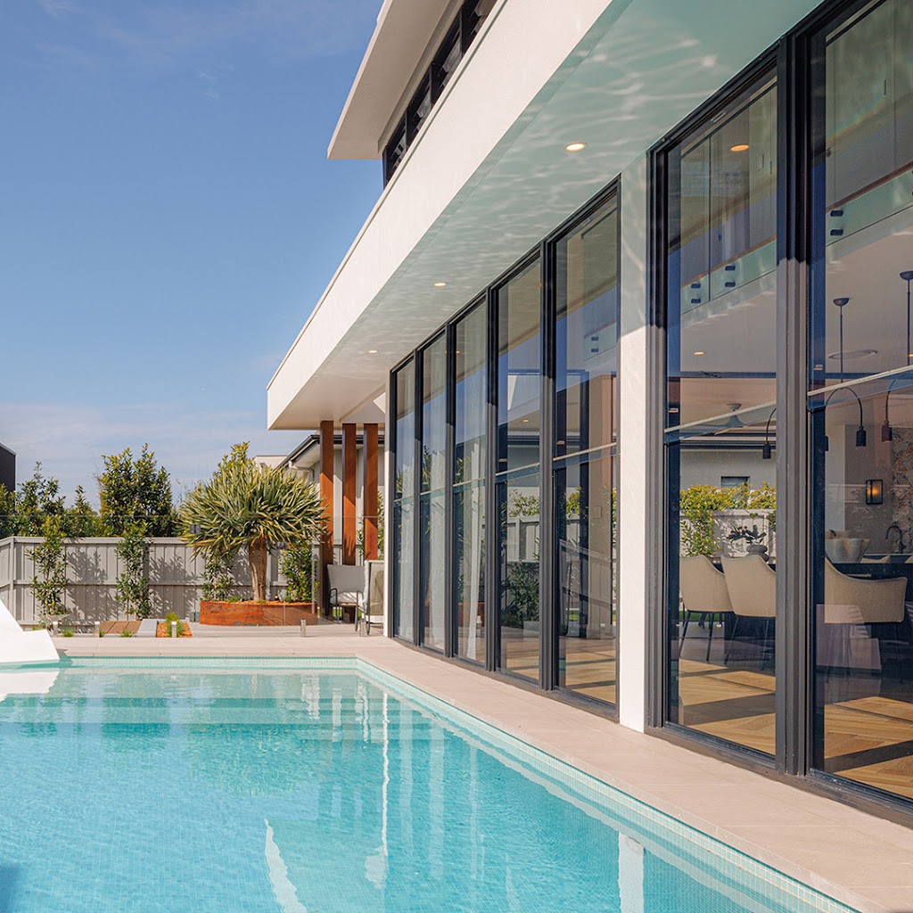 Bespoke Custom Homes | 16 Ernesta Pl, Bella Vista NSW 2153, Australia | Phone: (02) 9432 2881