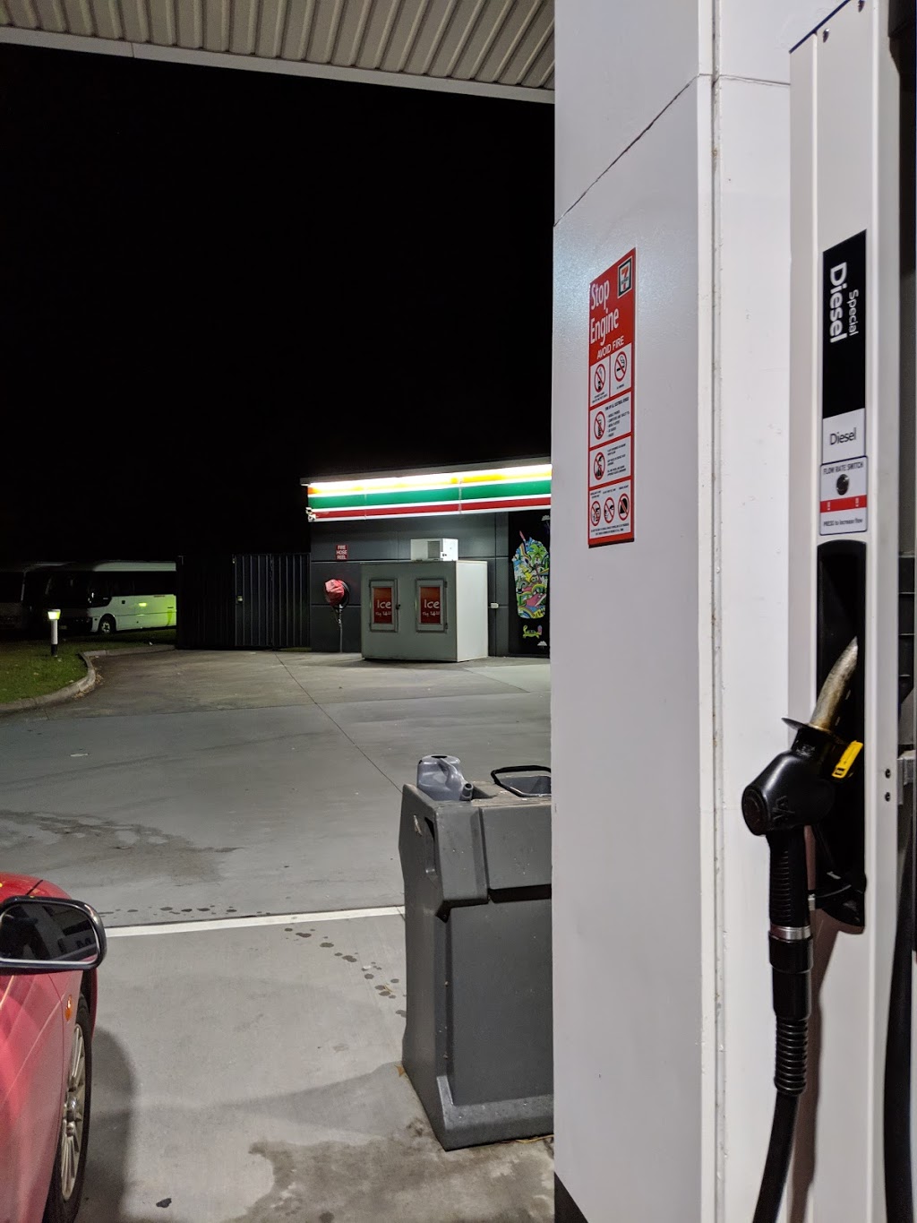 7-Eleven Albany Creek | gas station | 70 Albany Creek Rd, Aspley QLD 4035, Australia | 0738634755 OR +61 7 3863 4755