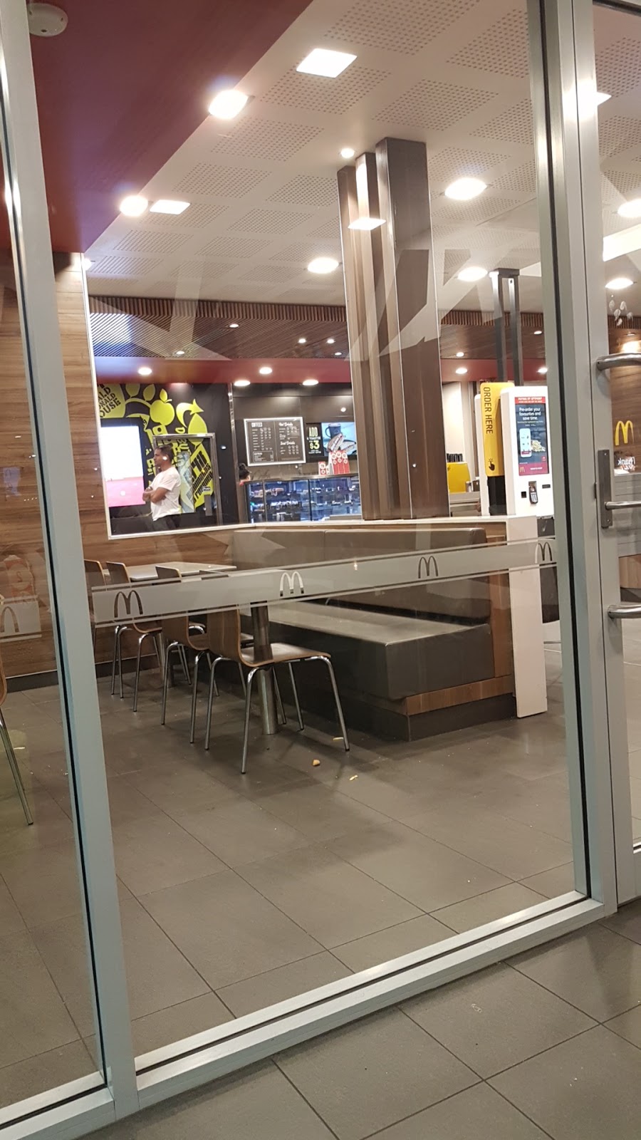 McDonalds Gregory Hills | cafe | 1 Lasso Rd, Gregory Hills NSW 2557, Australia | 0246238936 OR +61 2 4623 8936
