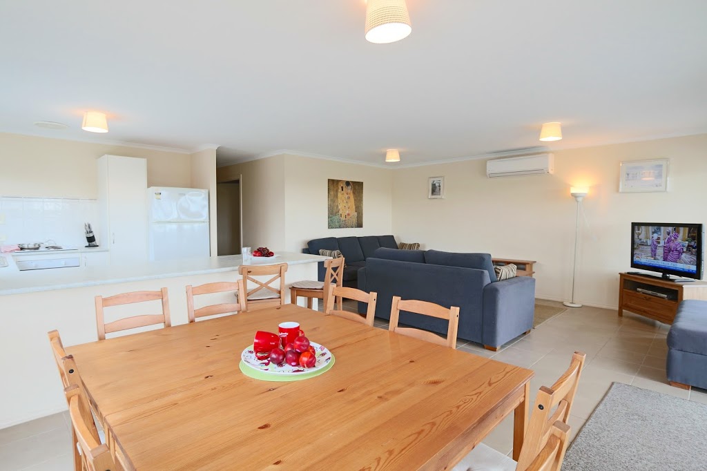 Astrid House in Robe | 28 De Guichen Dr, Robe SA 5276, Australia | Phone: 0403 578 382