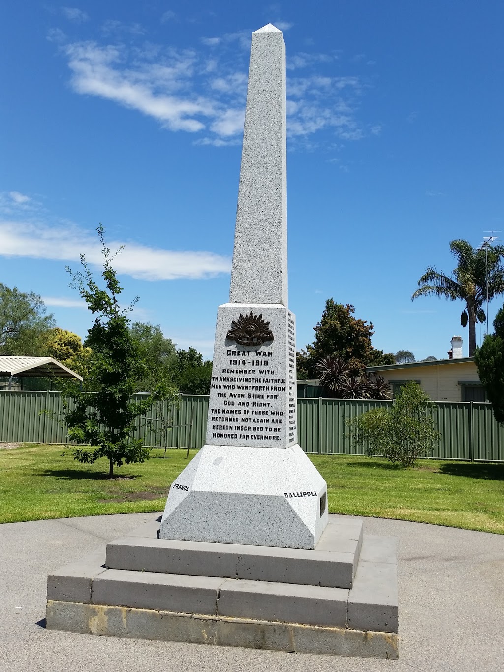 Soldiers Memorial Park | park | Stratford VIC 3862, Australia