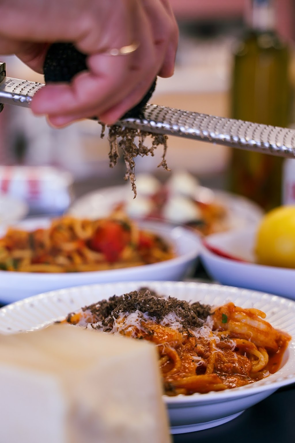 Jonnys Italian | Suite B/100 High St, Greta NSW 2334, Australia | Phone: 0429 694 885