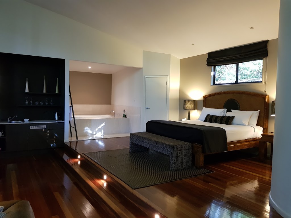 Pethers Rainforest Retreat | 28B Geissmann St, Tamborine Mountain QLD 4272, Australia | Phone: (07) 5545 4577