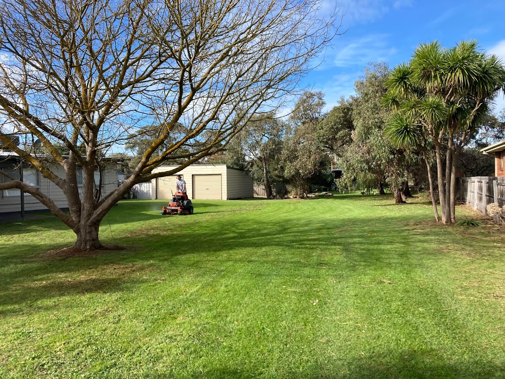 Geurts Lawn Mowing | 122 Rymer Ave, Safety Beach VIC 3936, Australia | Phone: 0431 017 144