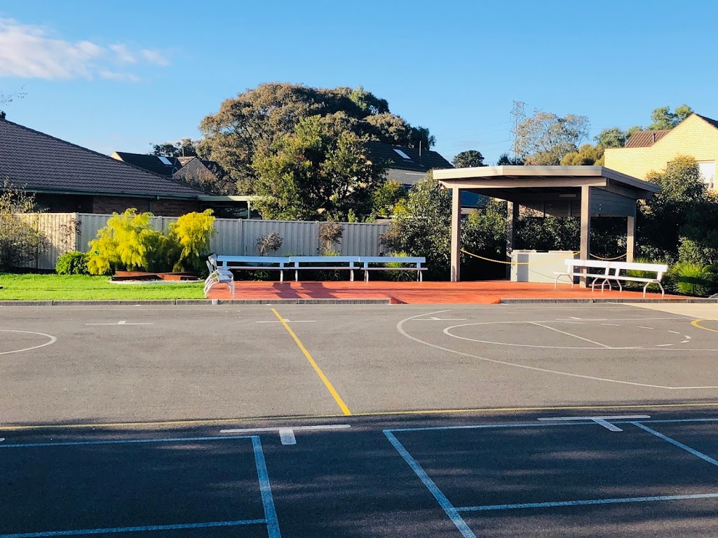 St Andrew’s Primary School | school | 96 Bunney Rd, Clayton South VIC 3169, Australia | 0395515094 OR +61 3 9551 5094