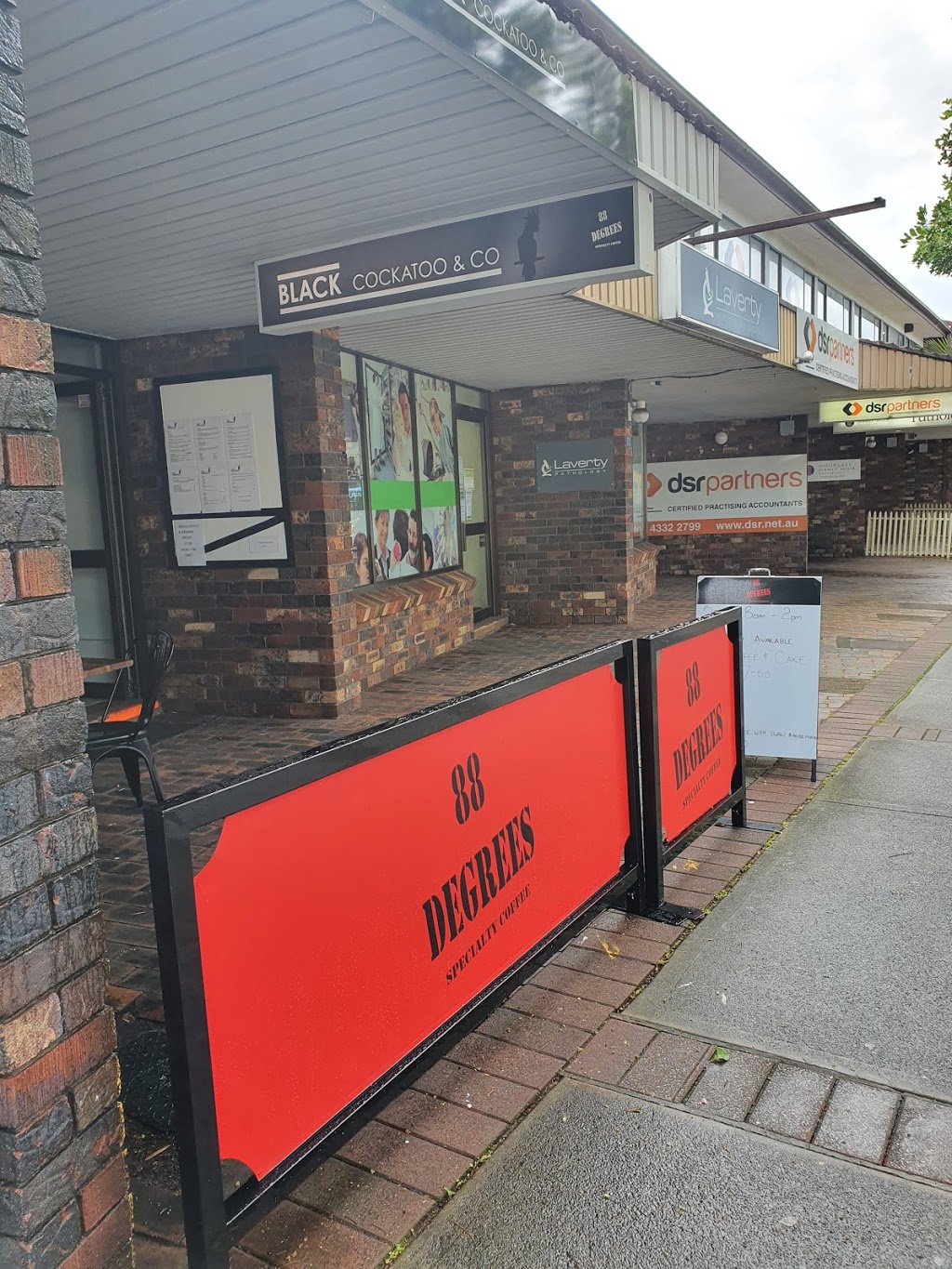 Black Cockatoo & Co | cafe | Unit 1/227 The Entrance Rd, The Entrance NSW 2261, Australia | 0243279566 OR +61 2 4327 9566