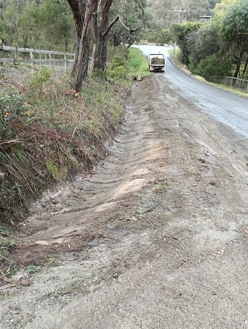 South East Excavation And Lawn Care | 10 Wingadee Rd, Maryknoll VIC 3812, Australia | Phone: 0411 473 867