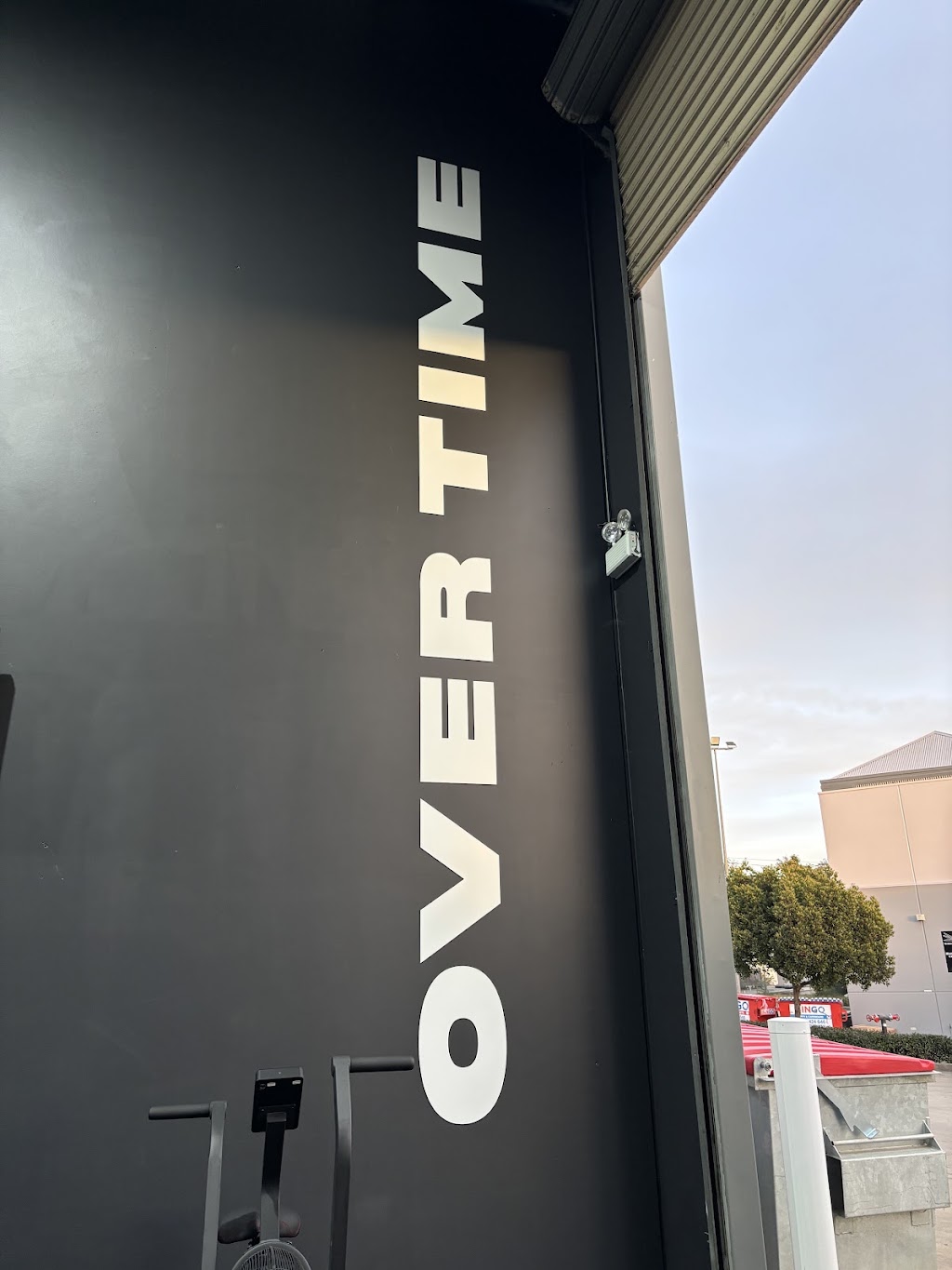 Over Time Gym | 8/15 Henry St, Picton NSW 2571, Australia | Phone: 0481 224 252