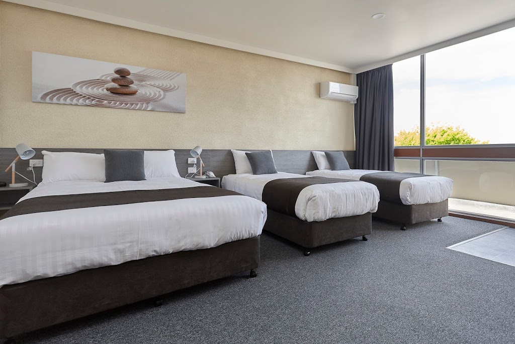 Comfort Hotel Bayside | 2 Cecilia St, St Helens TAS 7216, Australia | Phone: (03) 6376 1466