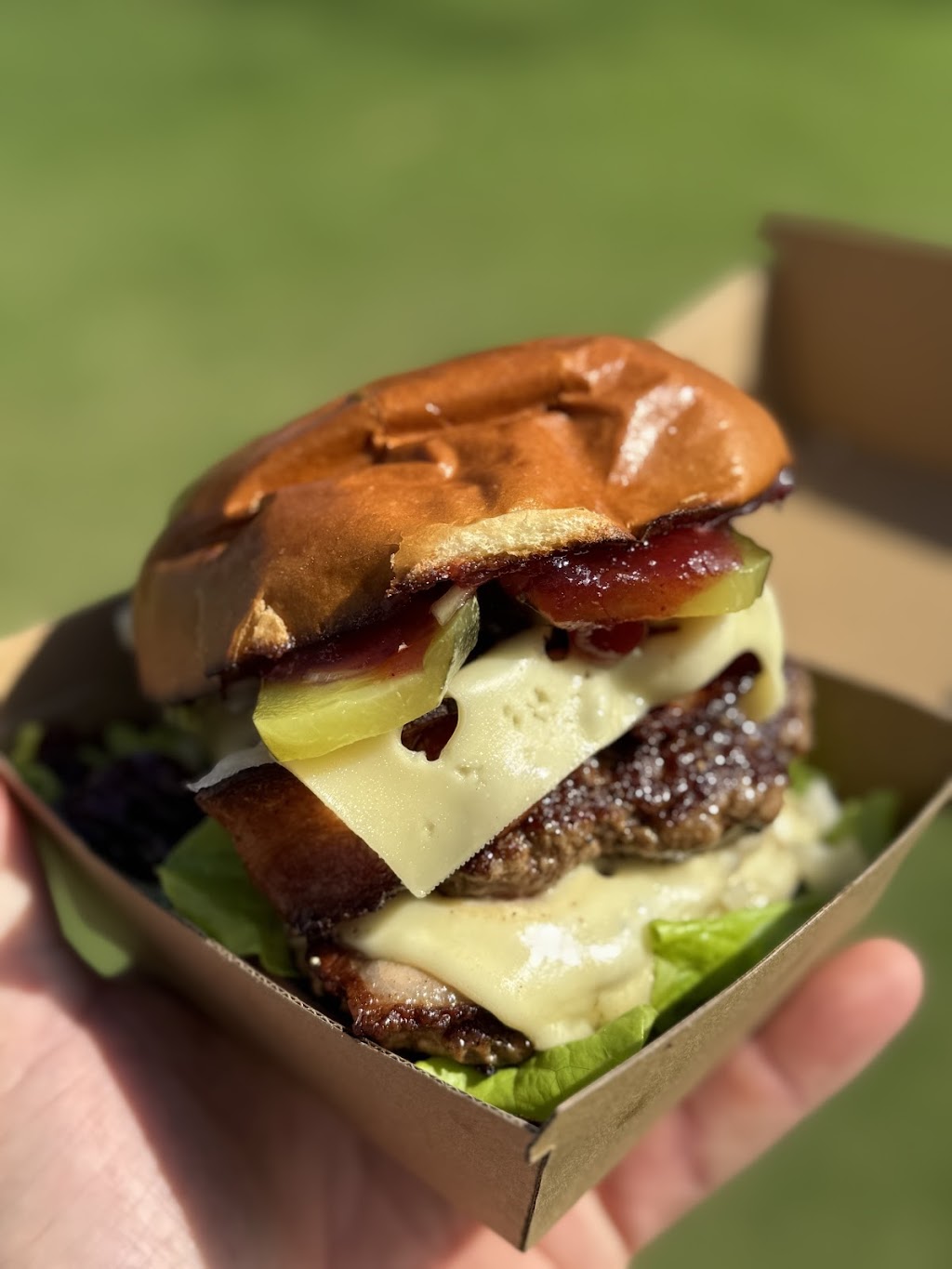 Boot Scootin’ Burgers | 1 Ocean St, Woolgoolga NSW 2456, Australia | Phone: 0422 521 329