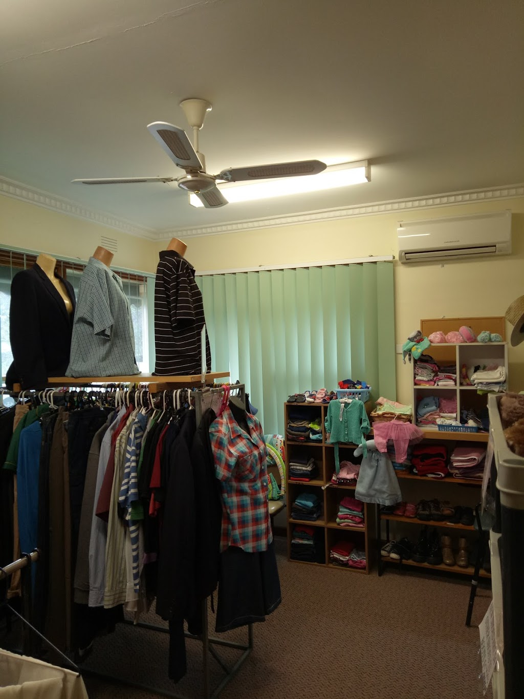 Kalkee Op Shop | 93 Francis St, Belmont VIC 3216, Australia