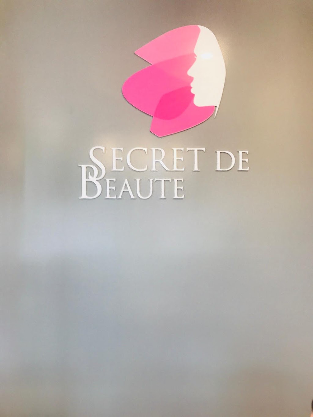 Secret De Beauté | 2 Hamilton Pl, Mount Waverley VIC 3149, Australia | Phone: 0415 059 666