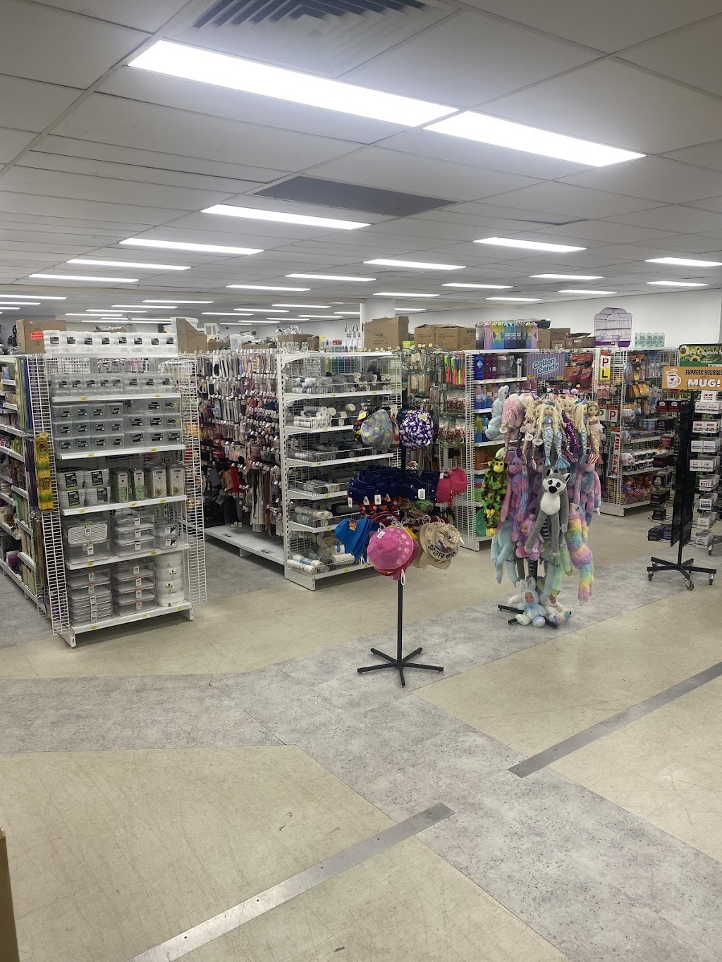 Price Busters Variety | Shop 8, Marketplace, 55/75 Braun St, Deagon QLD 4017, Australia | Phone: (07) 3869 1224