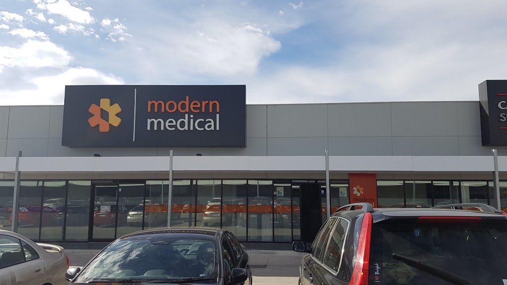 Modern Medical Caroline Springs | hospital | Suite C3A/1042 Western Hwy, Caroline Springs VIC 3023, Australia | 0383580100 OR +61 3 8358 0100
