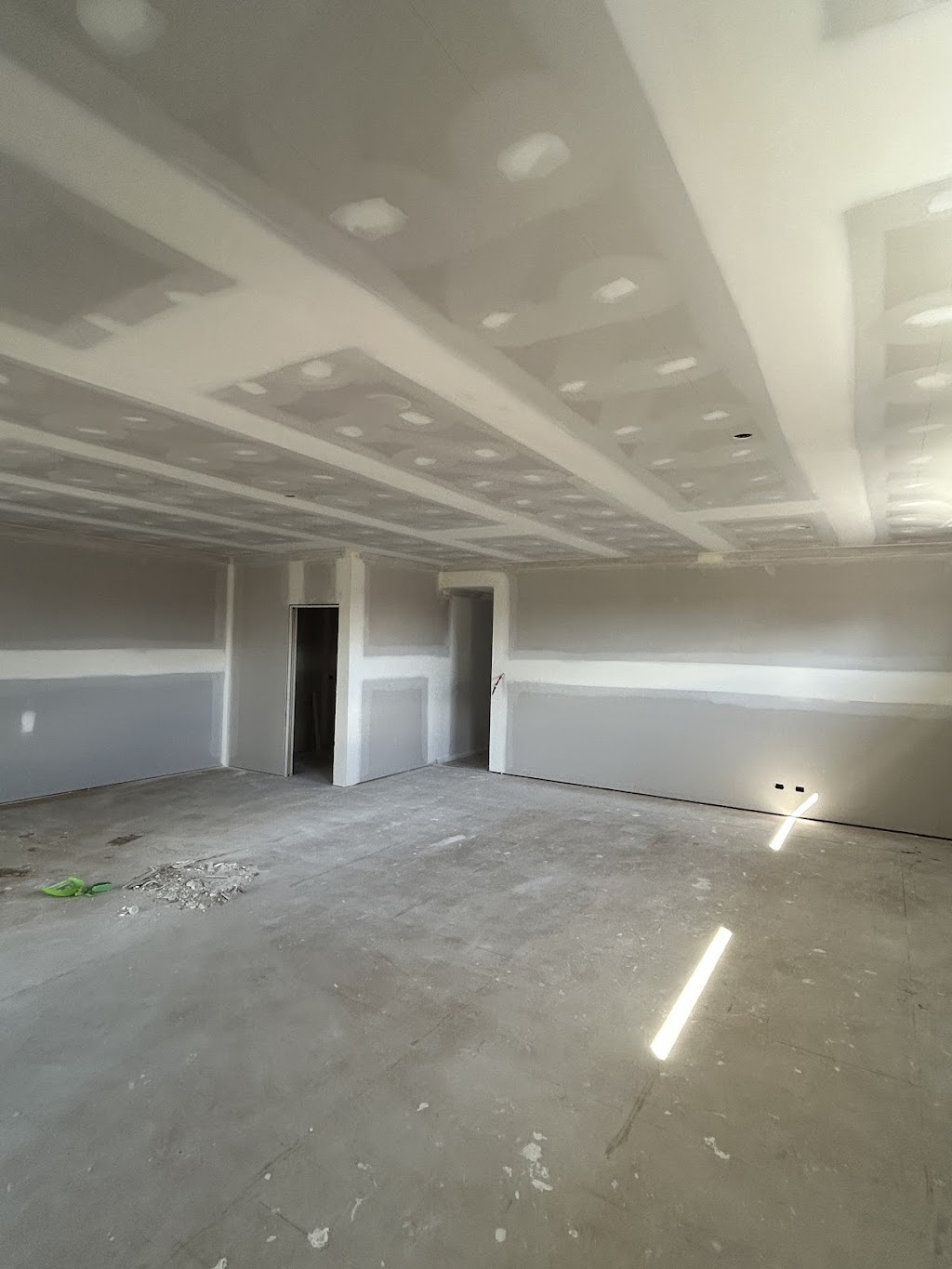 All Fox Interiors | 33 Taminga Rd, Cliftleigh NSW 2321, Australia | Phone: 0411 574 887