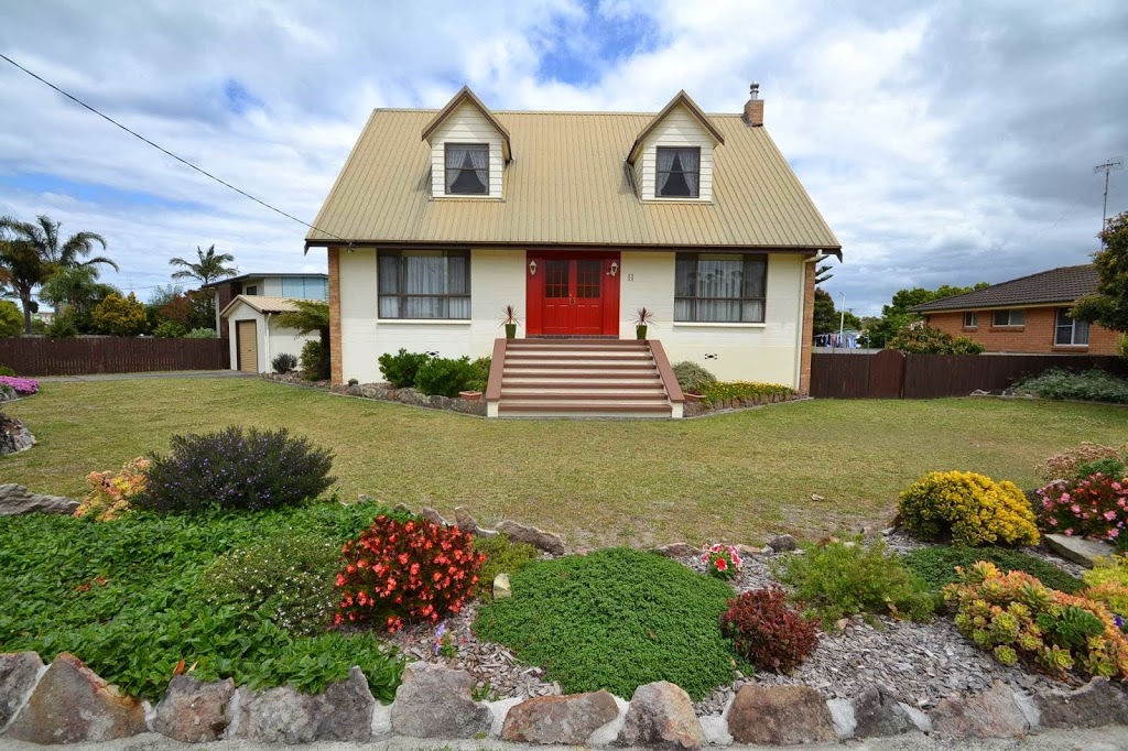 Nowra & Coast Real Estate P/L | real estate agency | 5 Otranto Ave, Orient Point NSW 2540, Australia | 0427210066 OR +61 427 210 066