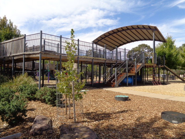 Belvoir Park Dog Park | park | Reuss Rd, Wodonga VIC 3690, Australia | 0260229300 OR +61 2 6022 9300