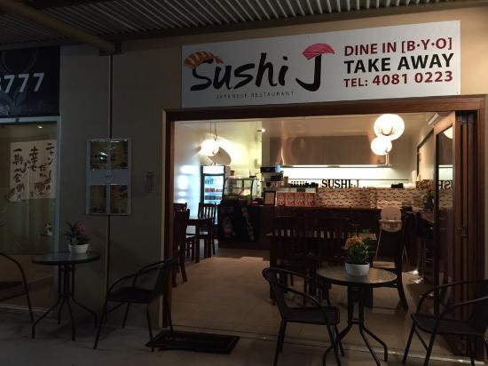 Sushi J | restaurant | 451 Varley St, Yorkeys Knob QLD 4878, Australia | 0740810223 OR +61 7 4081 0223