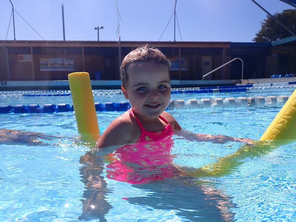 Joy of Water @ Tea Gardens Pool | 135 Marine Dr, Tea Gardens NSW 2324, Australia | Phone: 0447 226 284