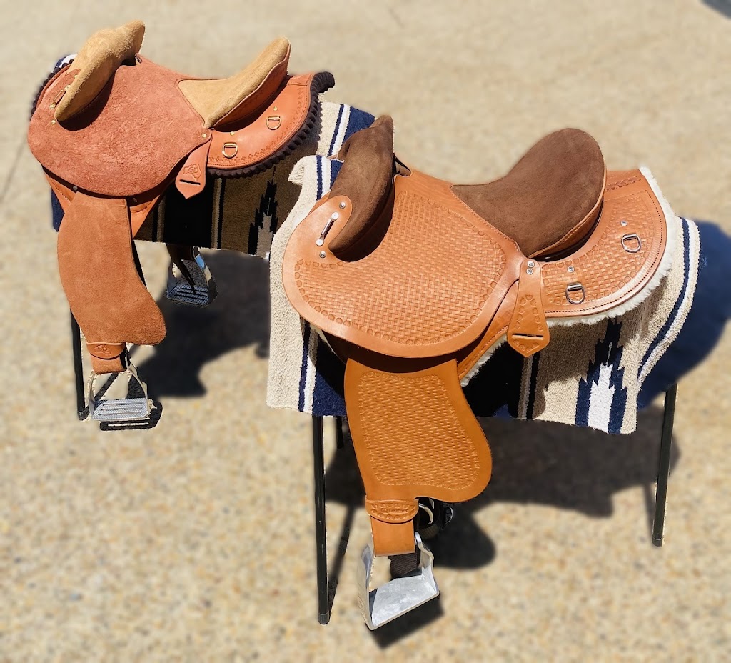 6D Leather | 135 High St, Russell Island QLD 4184, Australia | Phone: 0499 185 136