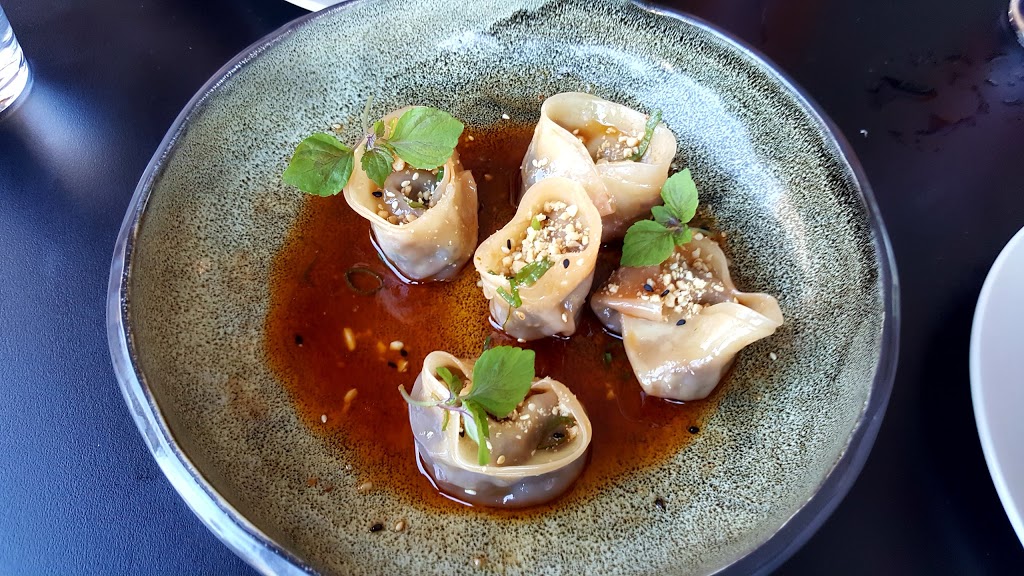Lucky Bao | restaurant | 6/90 Markeri St, Mermaid Waters QLD 4218, Australia | 0756796517 OR +61 7 5679 6517