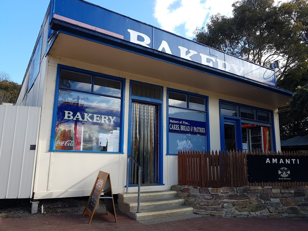 Mallacoota Bakery | bakery | 16 Allan Dr, Mallacoota VIC 3892, Australia | 0351580253 OR +61 3 5158 0253